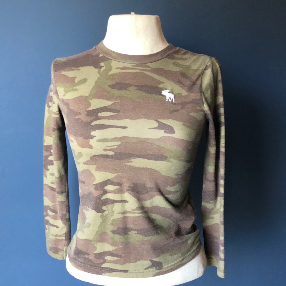 Boys A&F long sleeve T-shirt